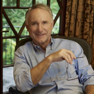 Dan Brown